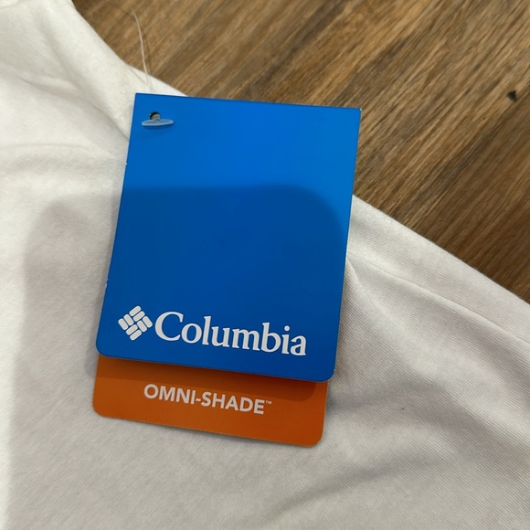 Columbia Women’s Shirt large - Picture 4 of 6